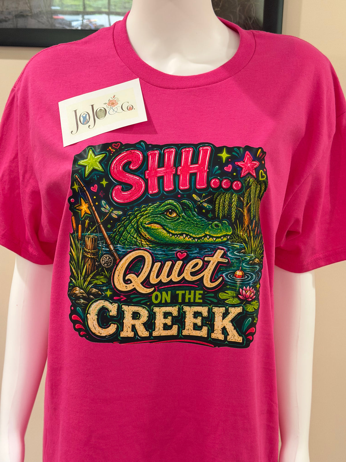 Shhh… don’t scare the gator! 🤫🐊💕